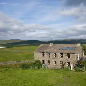 Yha Langdon Beck , Holwick Verenigd Koninkrijk